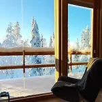 Lakeside Ruka, Peaceful With Nature Views