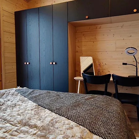 Peaceful With Hot Tub And Nature Views, Lakeside Ruka