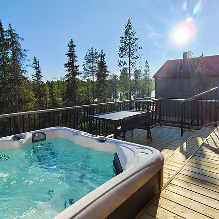 Appartamento Peaceful With Hot Tub And Nature Views, Lakeside