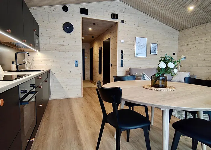 아파트 Lakeside Ruka, Peaceful With Nature Views *